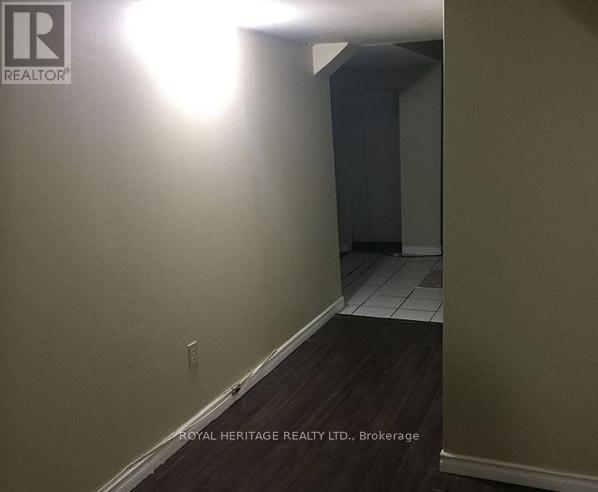8 Ryecliffe Court, Toronto, Ontario  M1B 4W1 - Photo 3 - E12436785