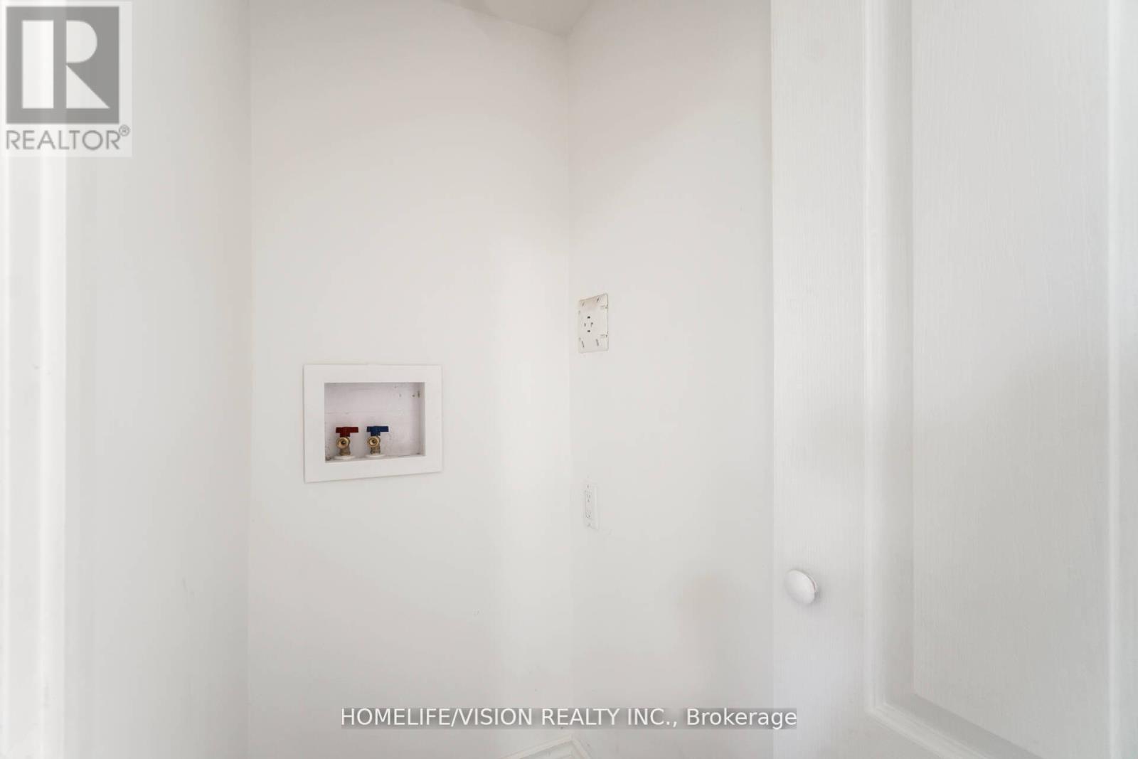 5 Orlando Boulevard, Toronto, Ontario  M1R 3N5 - Photo 11 - E12436955