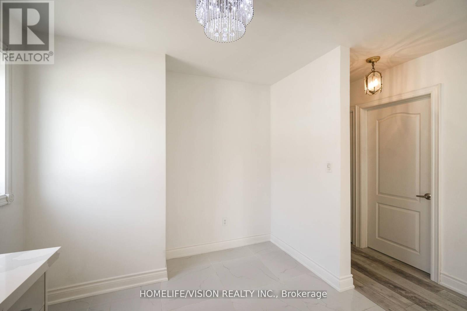5 Orlando Boulevard, Toronto, Ontario  M1R 3N5 - Photo 17 - E12436955