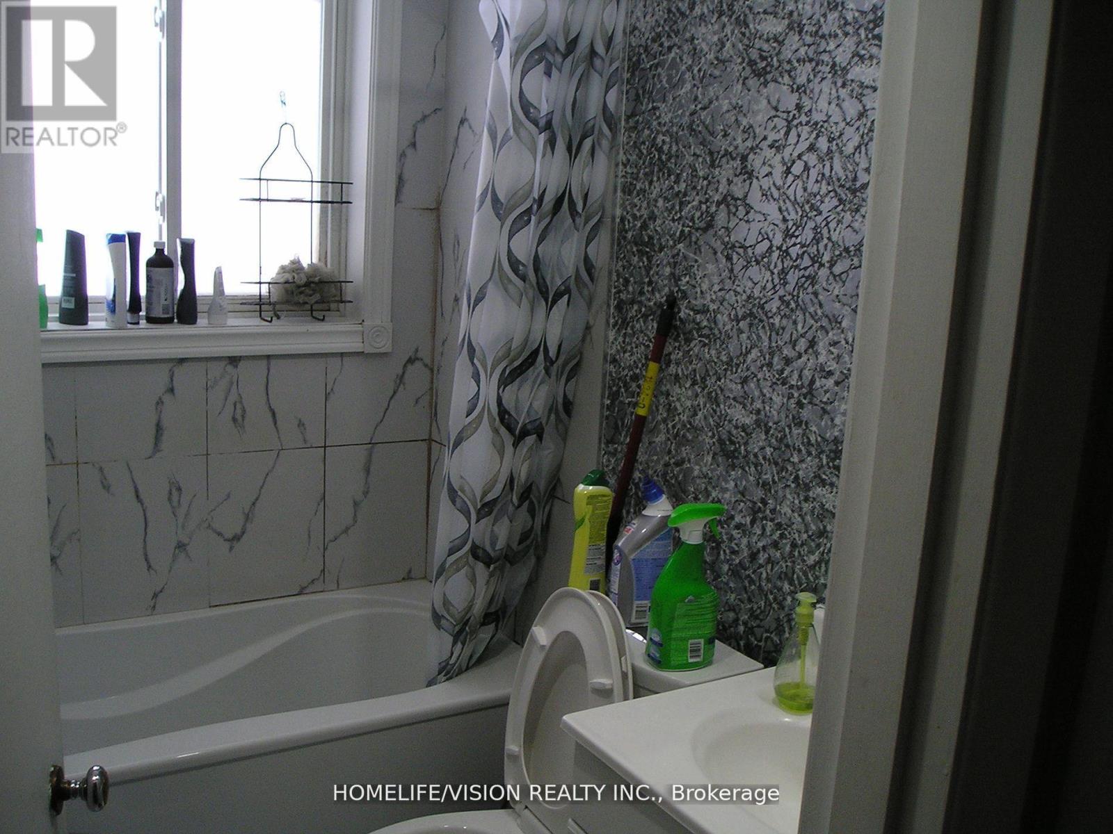 5 Orlando Boulevard, Toronto, Ontario  M1R 3N5 - Photo 18 - E12436955
