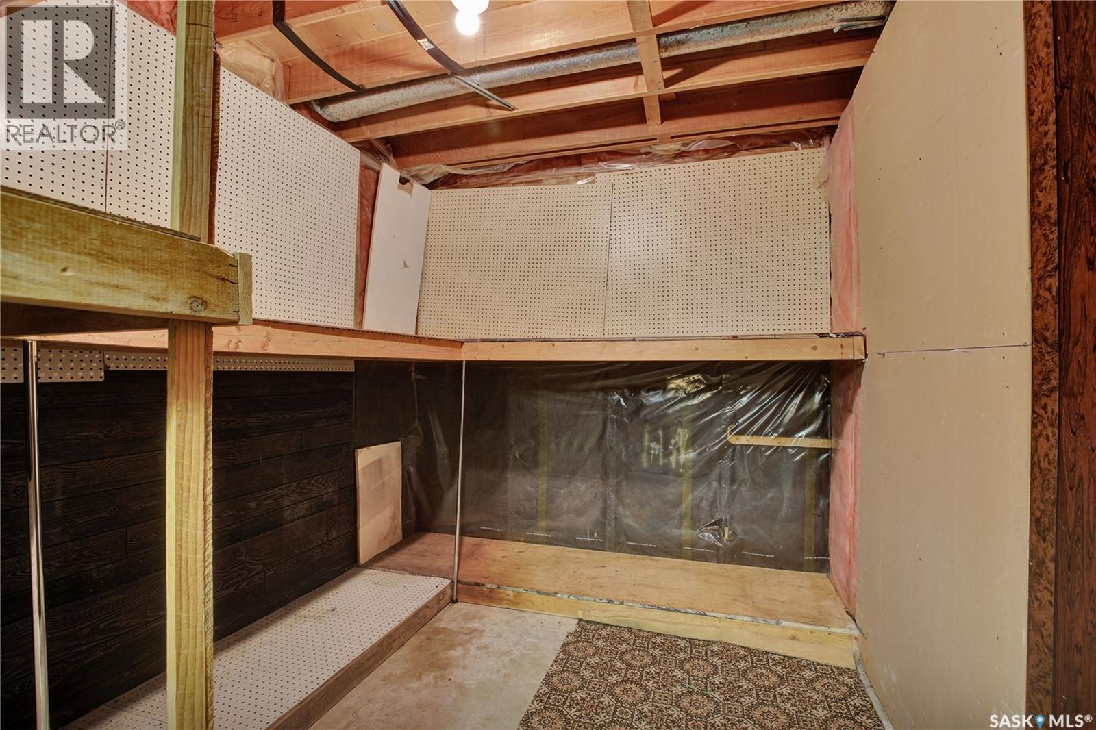 322 Brock Crescent, Saskatoon, Saskatchewan  S7H 4N5 - Photo 16 - SK019750