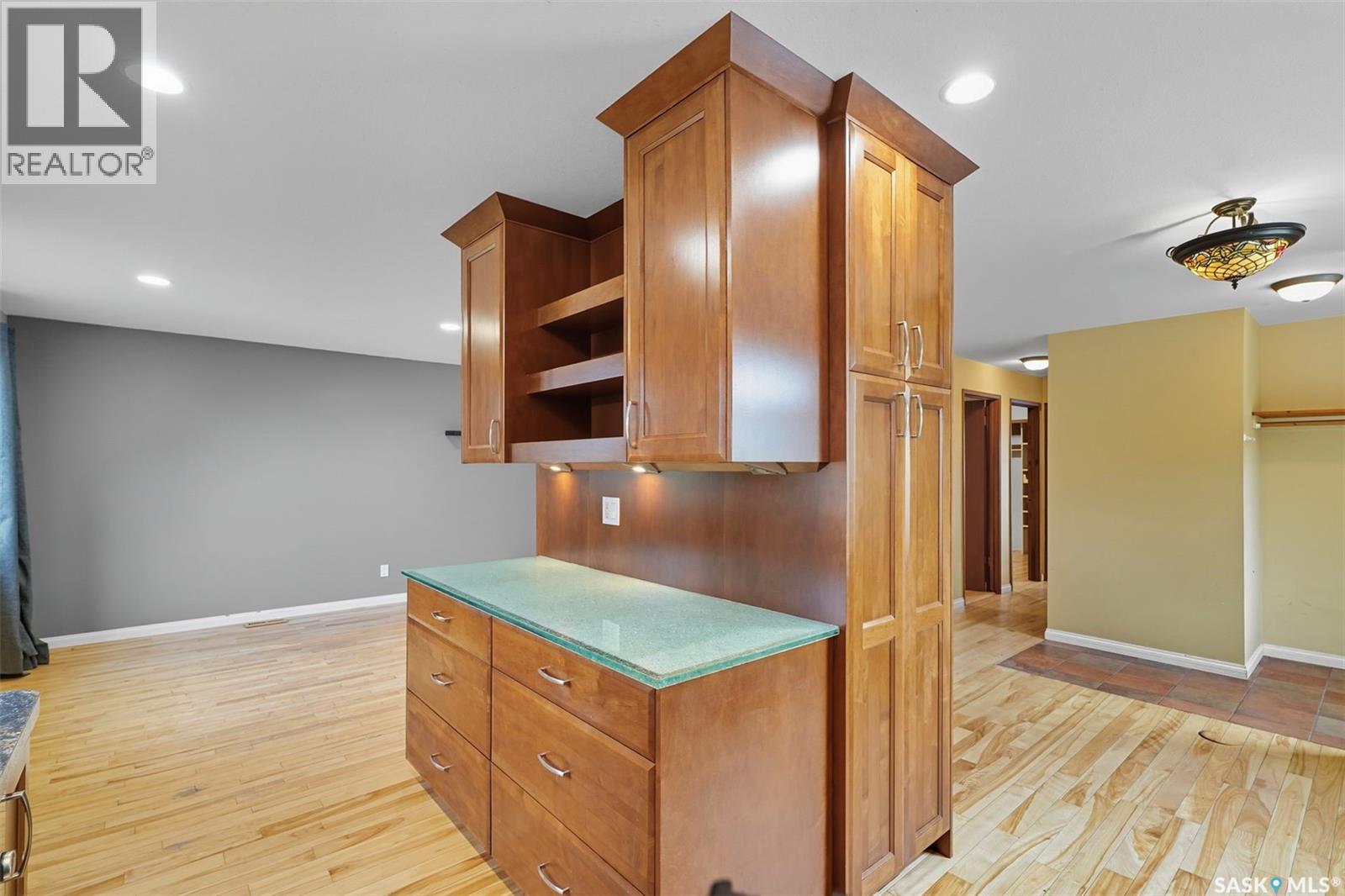 97 Arnason Crescent, Saskatoon, Saskatchewan  S7H 4M7 - Photo 10 - SK019693