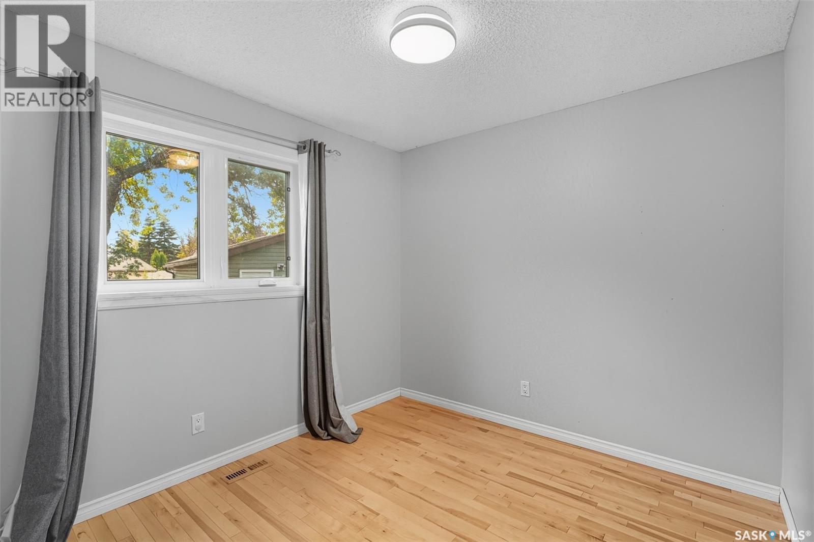 97 Arnason Crescent, Saskatoon, Saskatchewan  S7H 4M7 - Photo 14 - SK019693