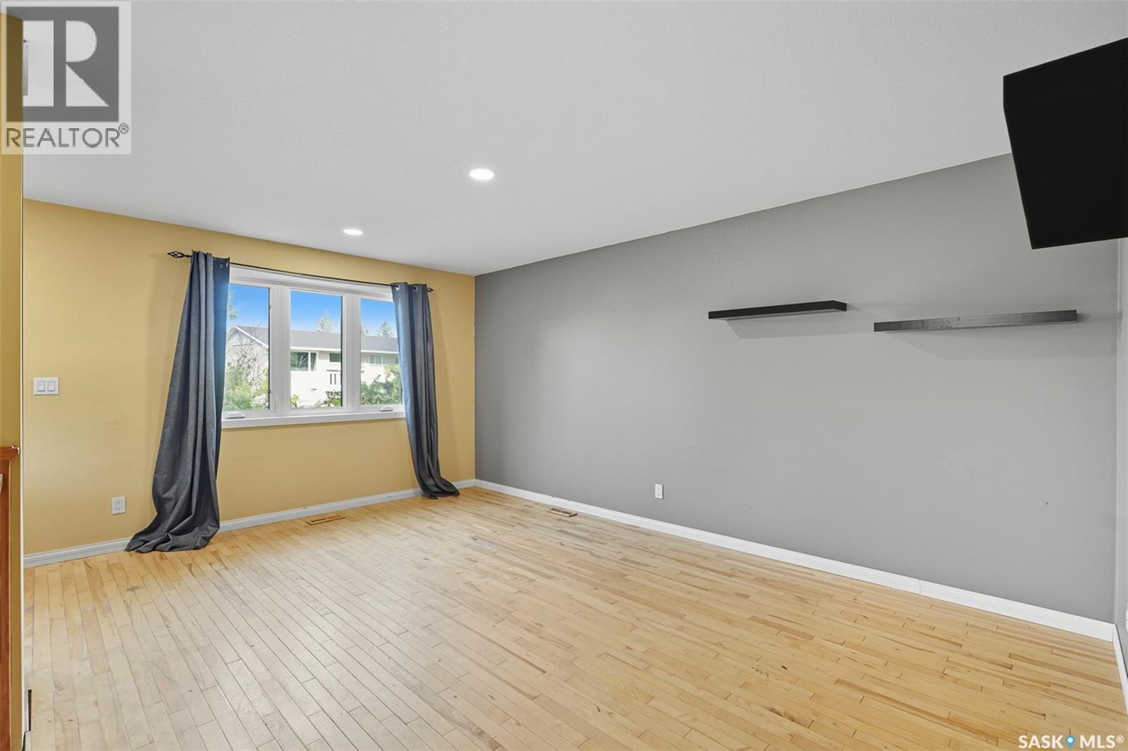 97 Arnason Crescent, Saskatoon, Saskatchewan  S7H 4M7 - Photo 4 - SK019693