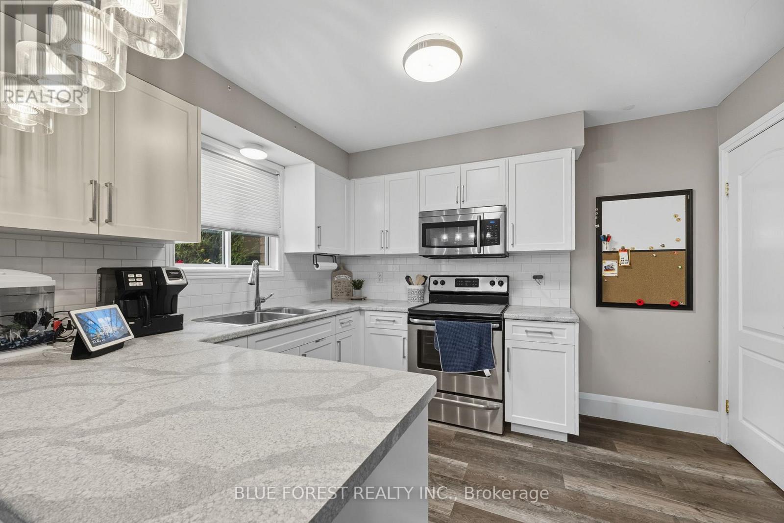 5 - 1920 Marconi Boulevard, London East, Ontario  N5V 4X8 - Photo 11 - X12424247