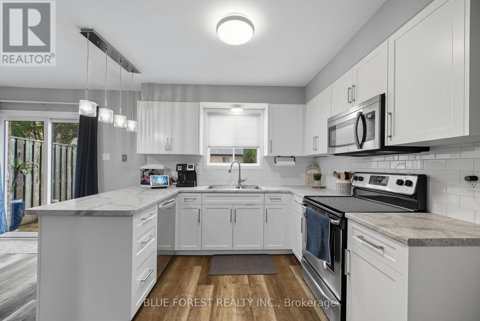 5 - 1920 Marconi Boulevard, London East, Ontario  N5V 4X8 - Photo 9 - X12424247