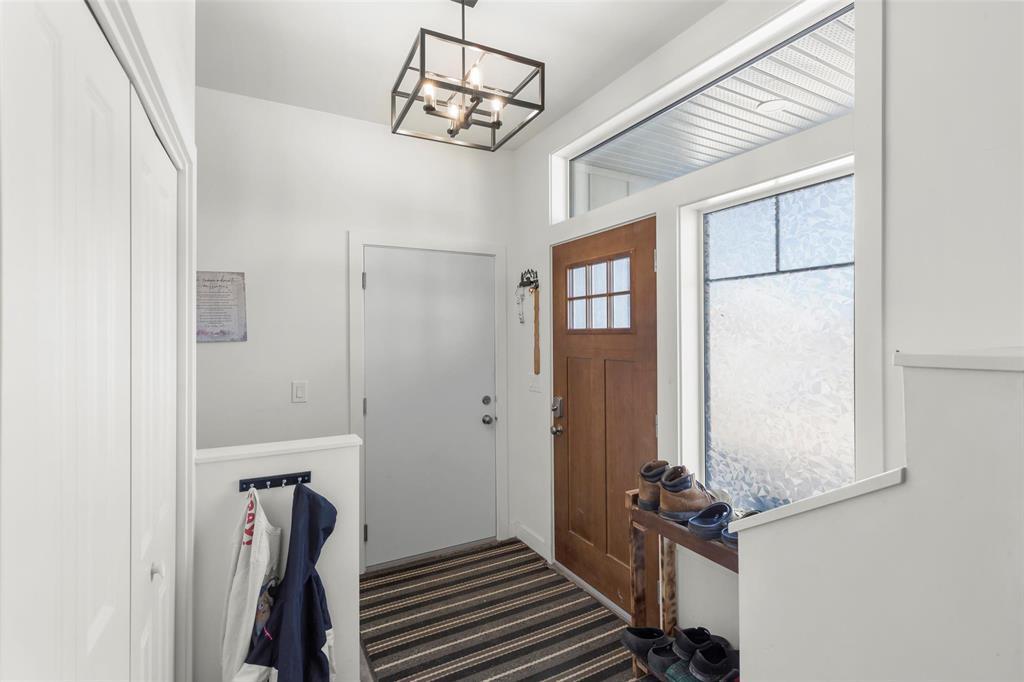 17 Sherwood Place, Grunthal, Manitoba  R0A 0R0 - Photo 1 - 202525236