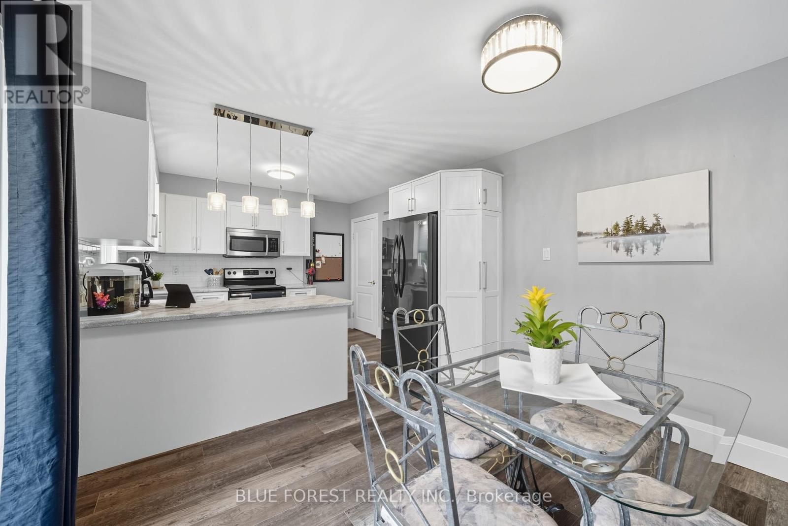 5 - 1920 Marconi Boulevard, London East, Ontario  N5V 4X8 - Photo 13 - X12424247