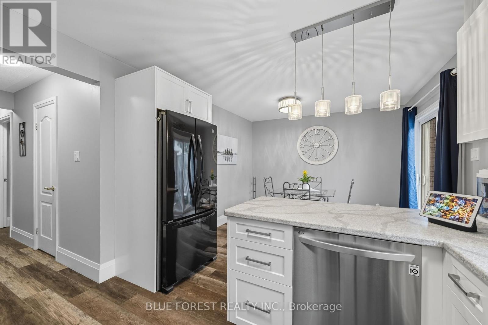 5 - 1920 Marconi Boulevard, London East, Ontario  N5V 4X8 - Photo 15 - X12424247