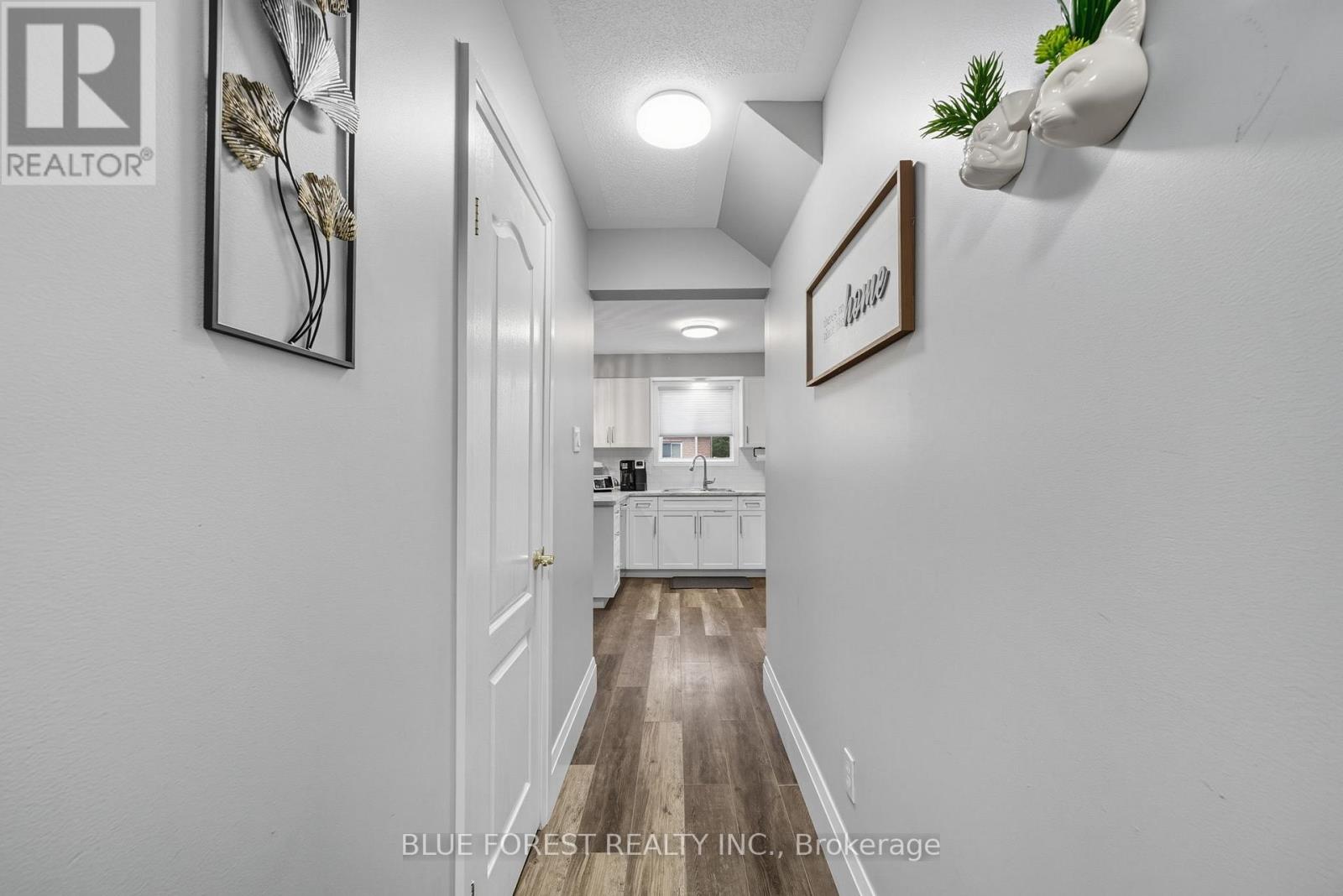 5 - 1920 Marconi Boulevard, London East, Ontario  N5V 4X8 - Photo 22 - X12424247