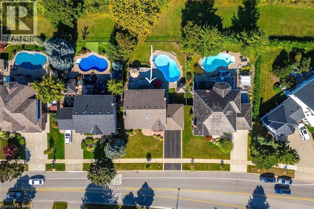 2049 Country Club Drive, Burlington, Ontario  L7M 3Z2 - Photo 10 - 40774962