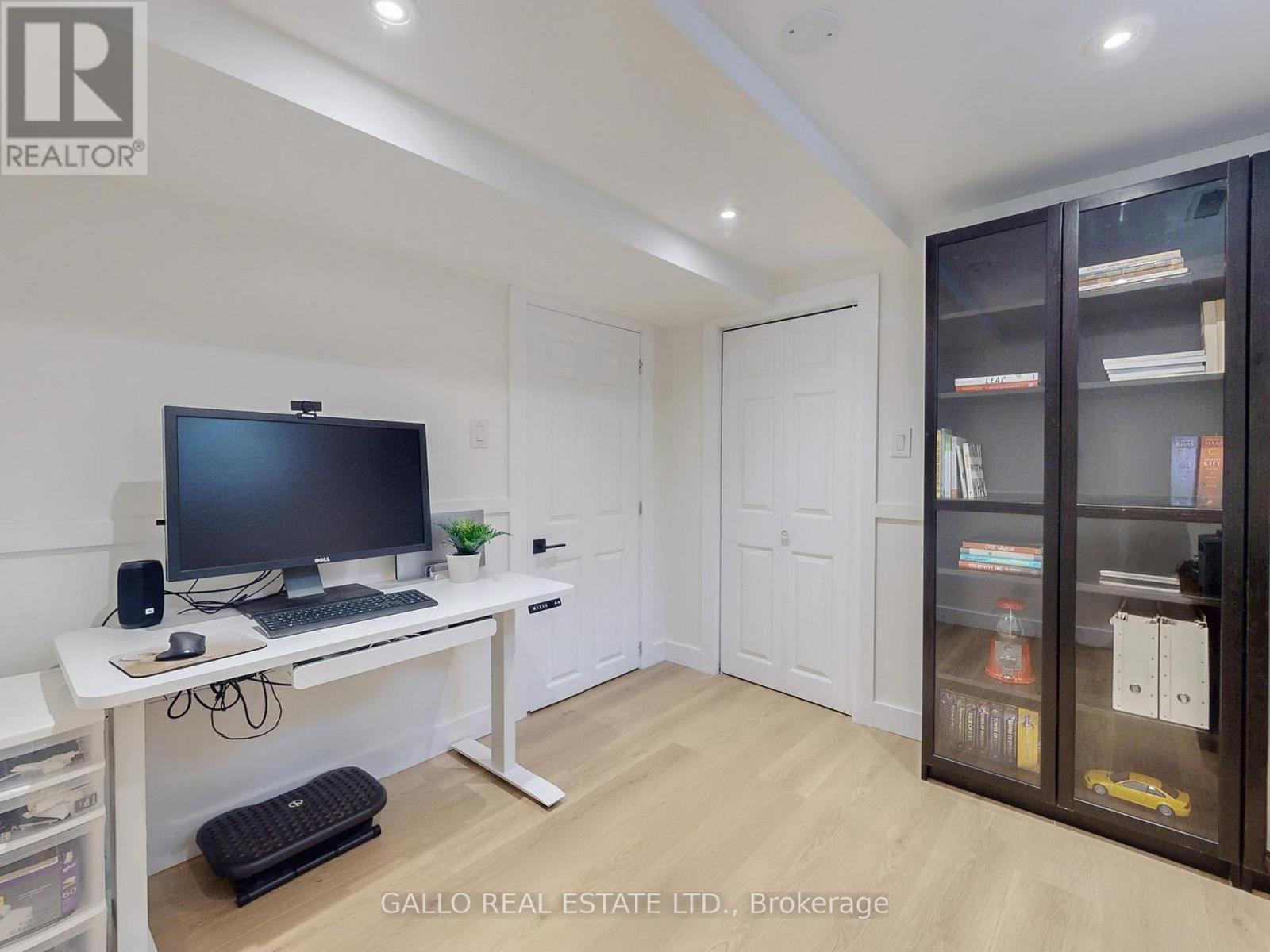 17 Sir Caradoc Place, Markham, Ontario  L3P 2X5 - Photo 20 - N12436730