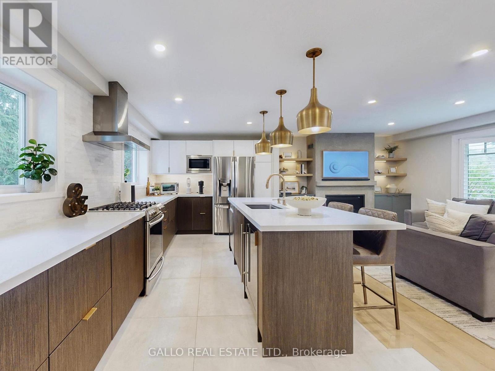17 Sir Caradoc Place, Markham, Ontario  L3P 2X5 - Photo 7 - N12436730