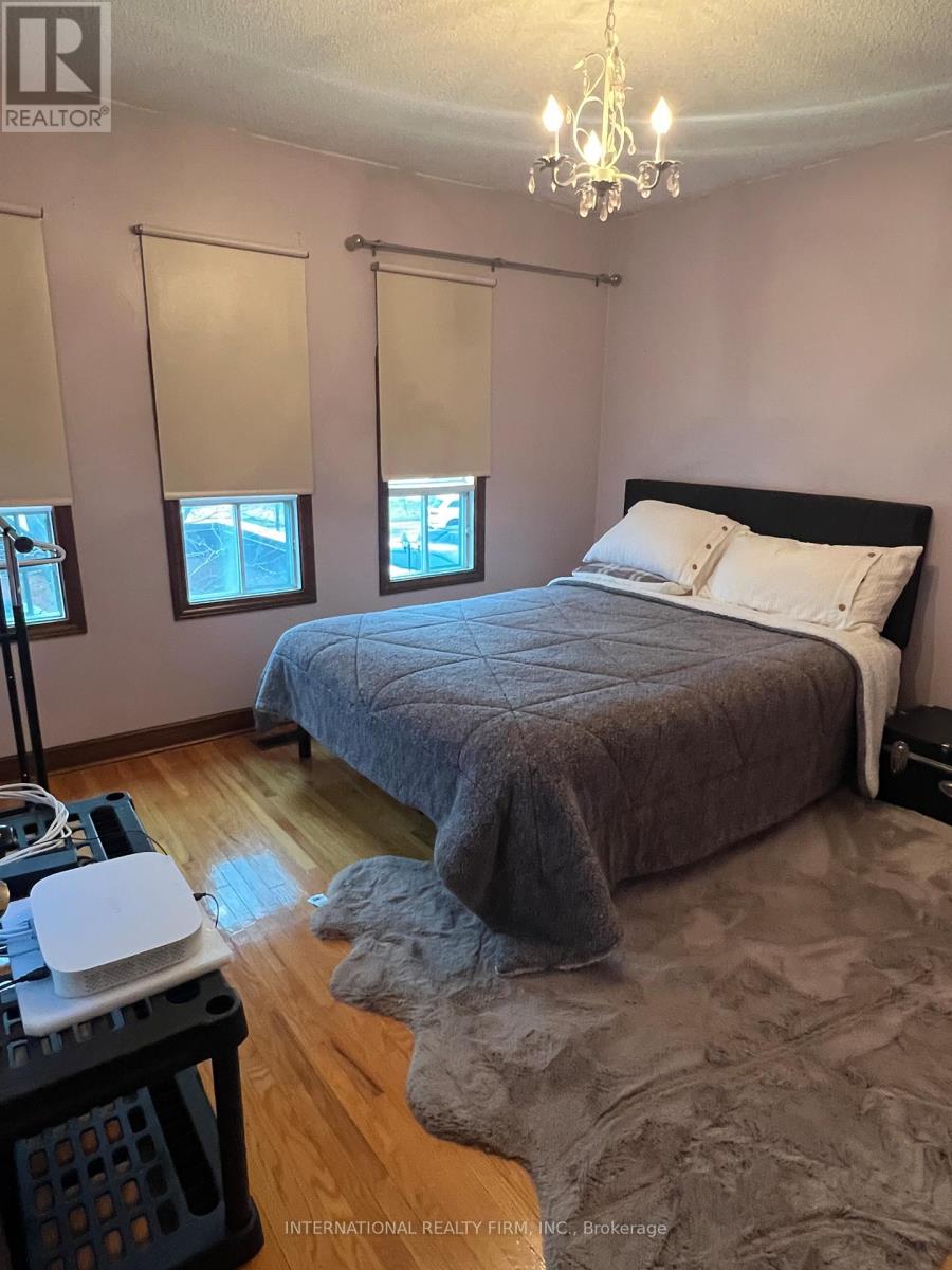 95 Dunstan Crescent, Vaughan, Ontario  L4L 3W5 - Photo 15 - N12436771