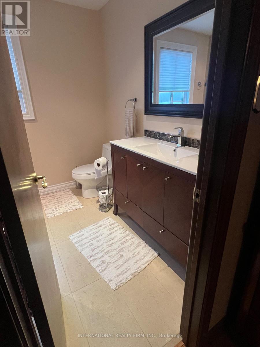 95 Dunstan Crescent, Vaughan, Ontario  L4L 3W5 - Photo 18 - N12436771