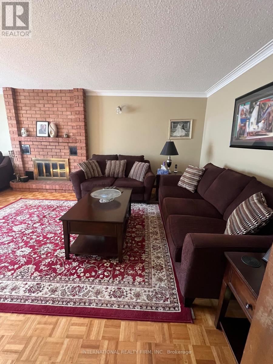 95 Dunstan Crescent, Vaughan, Ontario  L4L 3W5 - Photo 20 - N12436771