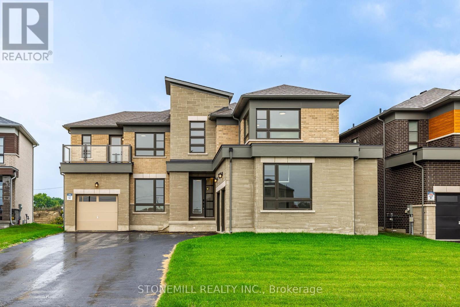 35 EDGAR AVENUE, Essa, Ontario