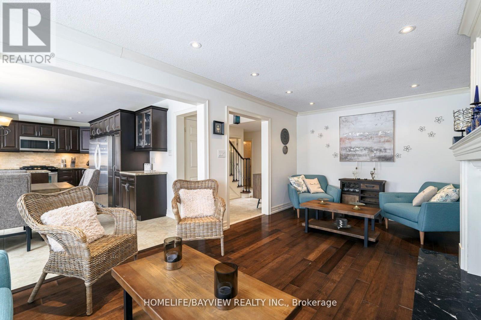 40 Gardner Place, Vaughan, Ontario  L6A 1C2 - Photo 12 - N12436793