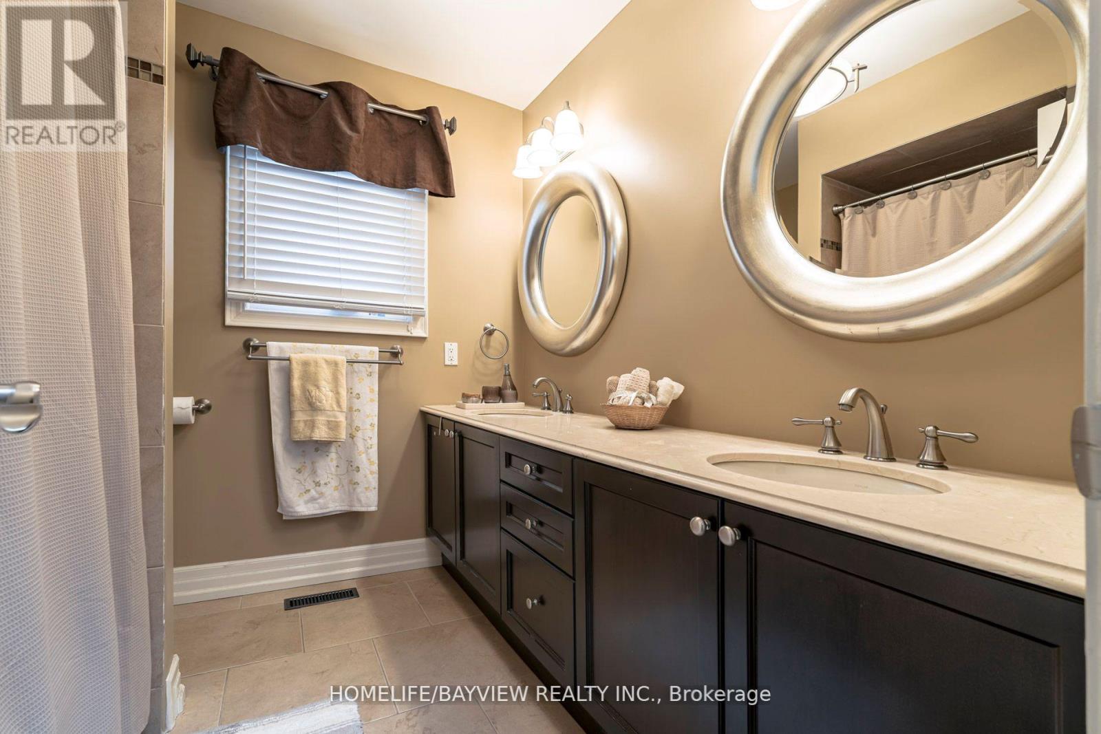 40 Gardner Place, Vaughan, Ontario  L6A 1C2 - Photo 35 - N12436793