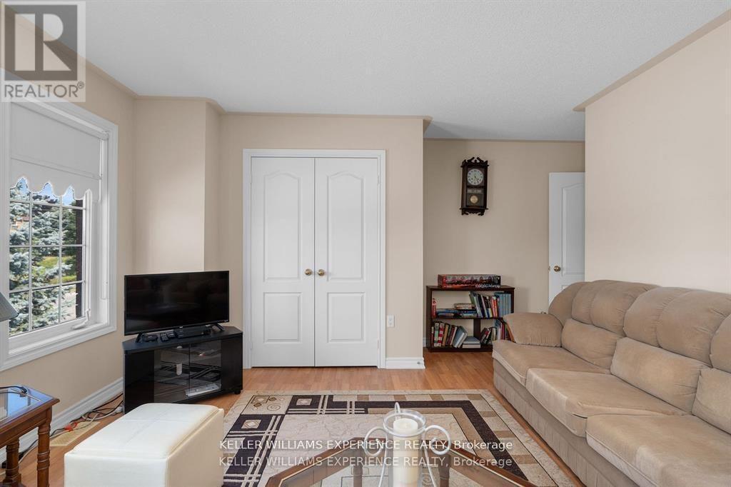 503 Simcoe Road, Bradford West Gwillimbury, Ontario  L3Z 3C4 - Photo 13 - N12436823