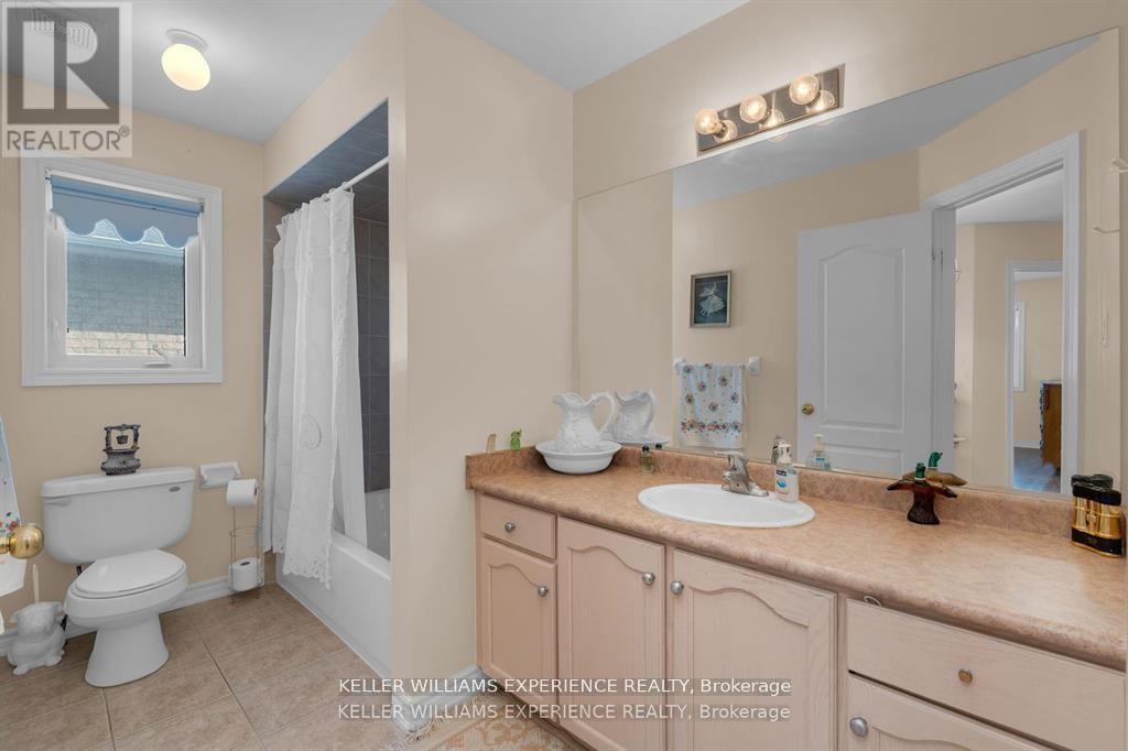 503 Simcoe Road, Bradford West Gwillimbury, Ontario  L3Z 3C4 - Photo 16 - N12436823