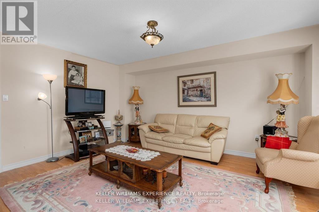 503 Simcoe Road, Bradford West Gwillimbury, Ontario  L3Z 3C4 - Photo 3 - N12436823