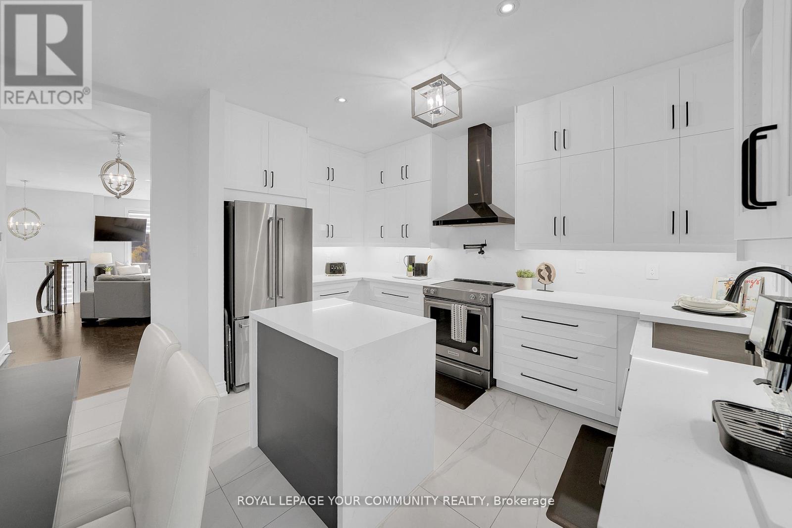 5 - 8032 Kipling Avenue, Vaughan, Ontario  L4L 2A1 - Photo 13 - N12436845