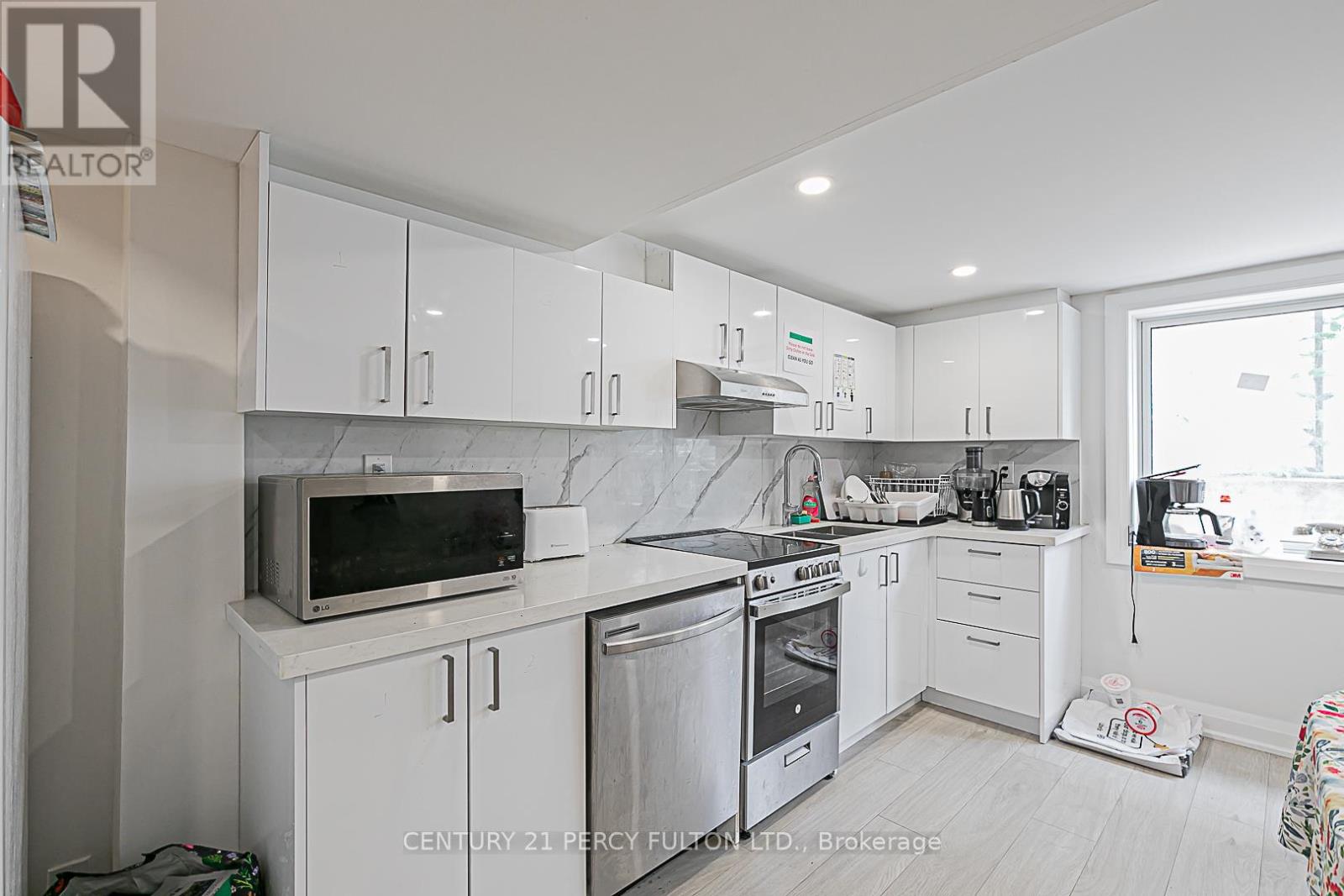 168 Ruggles Avenue, Richmond Hill, Ontario  L4C 1Y4 - Photo 35 - N12436846