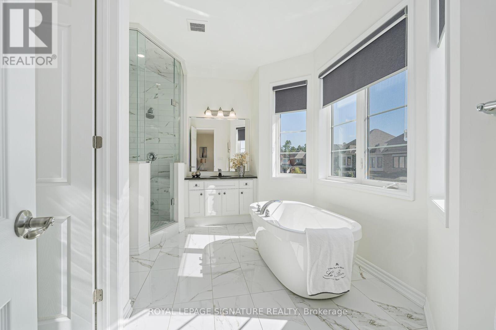 31 Streamside Street, Vaughan, Ontario  L4H 4V3 - Photo 24 - N12436877