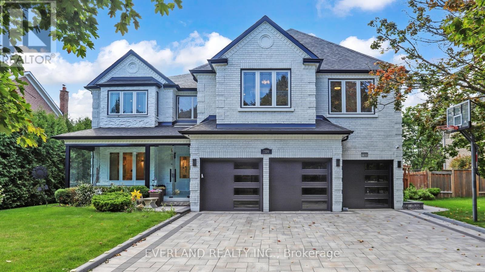 1109 Secretariate Road, Newmarket, Ontario  L3X 1M4 - Photo 1 - N12436890