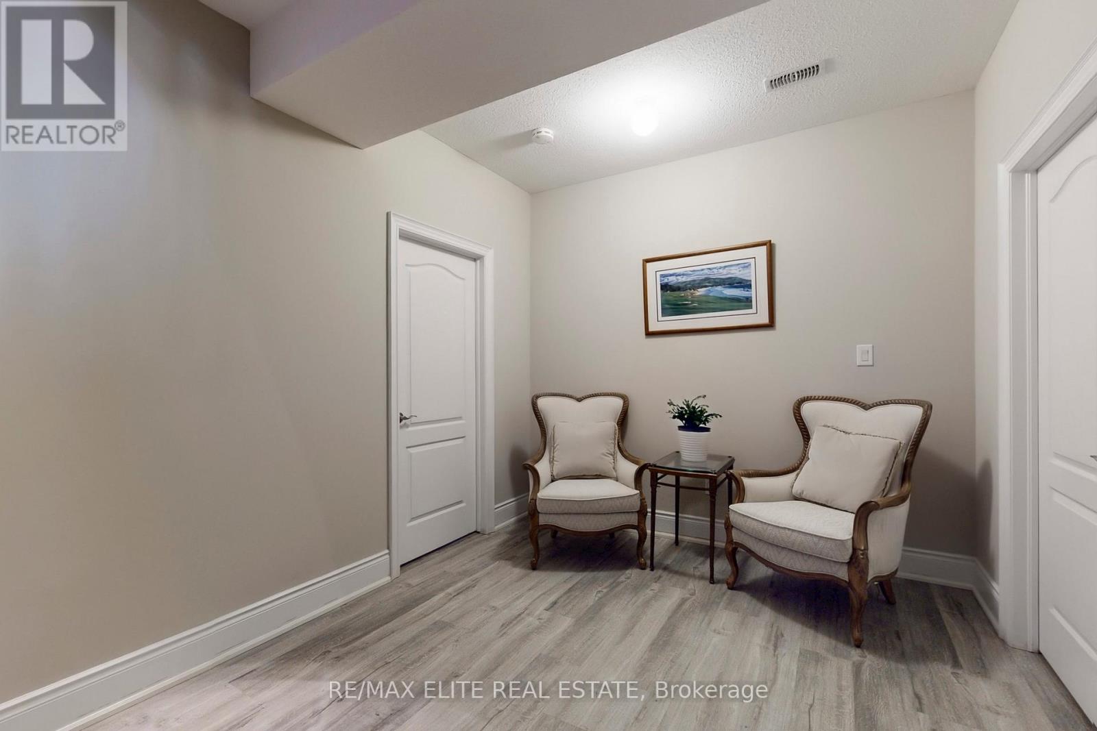 59 Carisbrooke Circle, Aurora, Ontario  L4G 0K4 - Photo 34 - N12436894