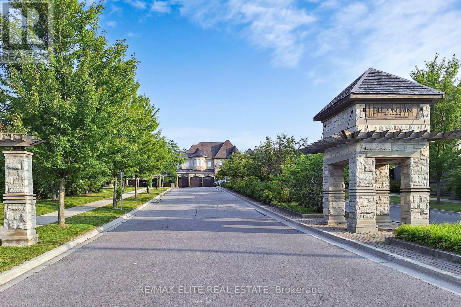 59 Carisbrooke Circle, Aurora, Ontario  L4G 0K4 - Photo 39 - N12436894