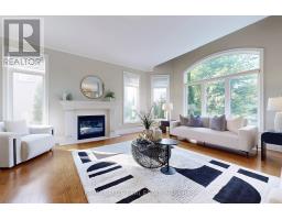 59 CARISBROOKE CIRCLE, Aurora, Ontario