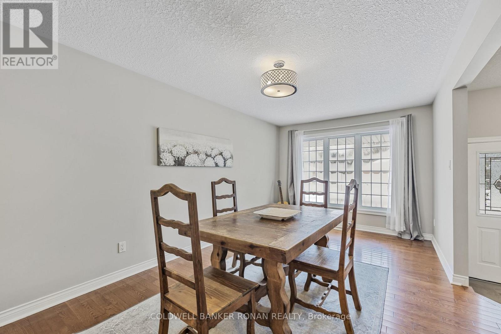 28 Dekker Street, Adjala-Tosorontio, Ontario  L0M 1J0 - Photo 6 - N12436897