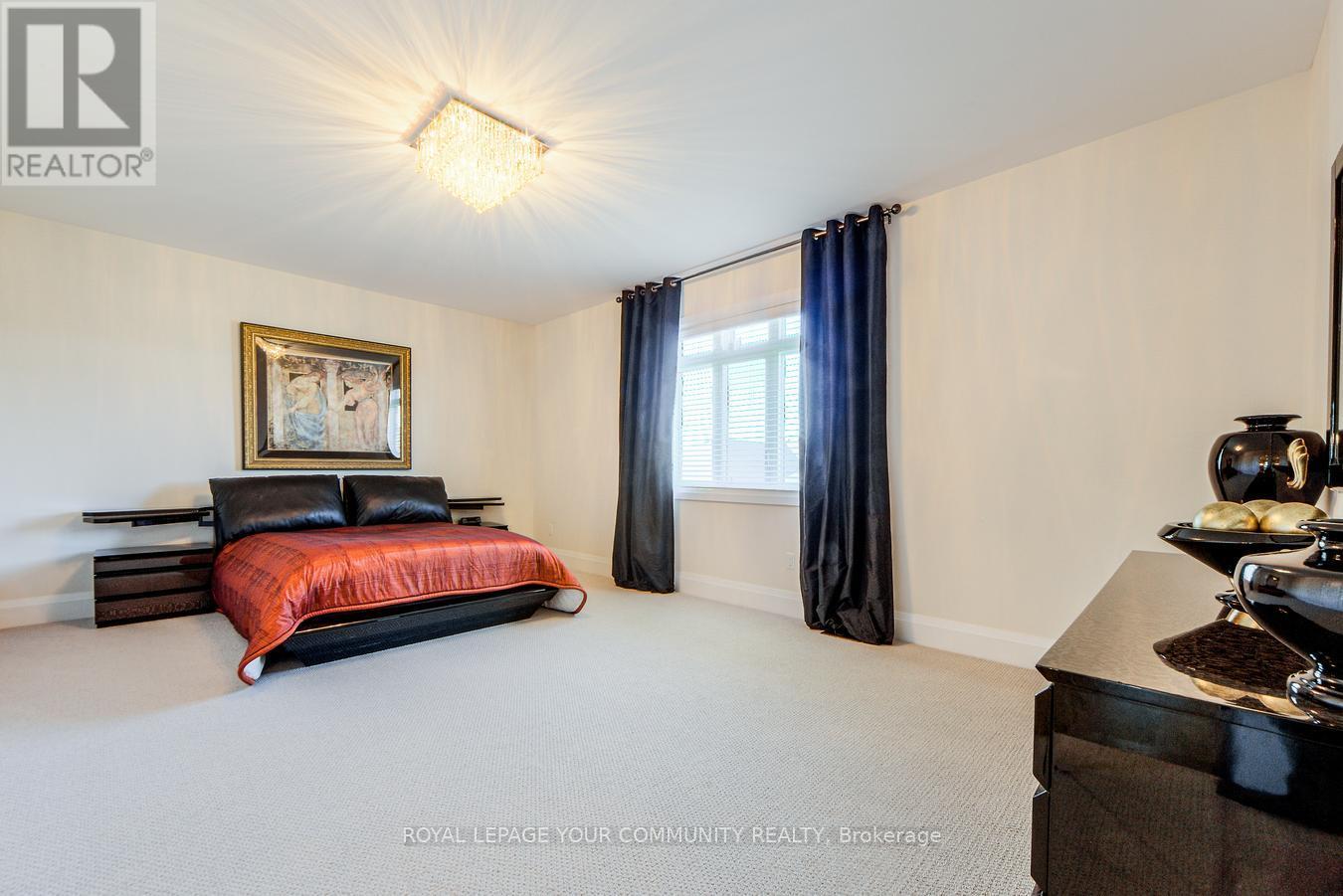 30 Tyndall Drive, Bradford West Gwillimbury, Ontario  L3Z 4G6 - Photo 25 - N12436905