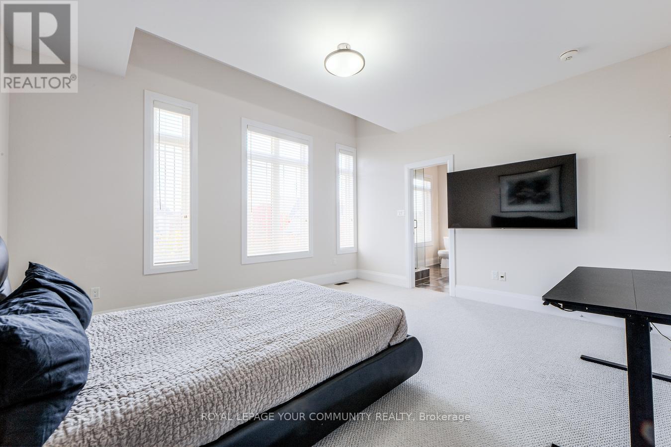 30 Tyndall Drive, Bradford West Gwillimbury, Ontario  L3Z 4G6 - Photo 32 - N12436905