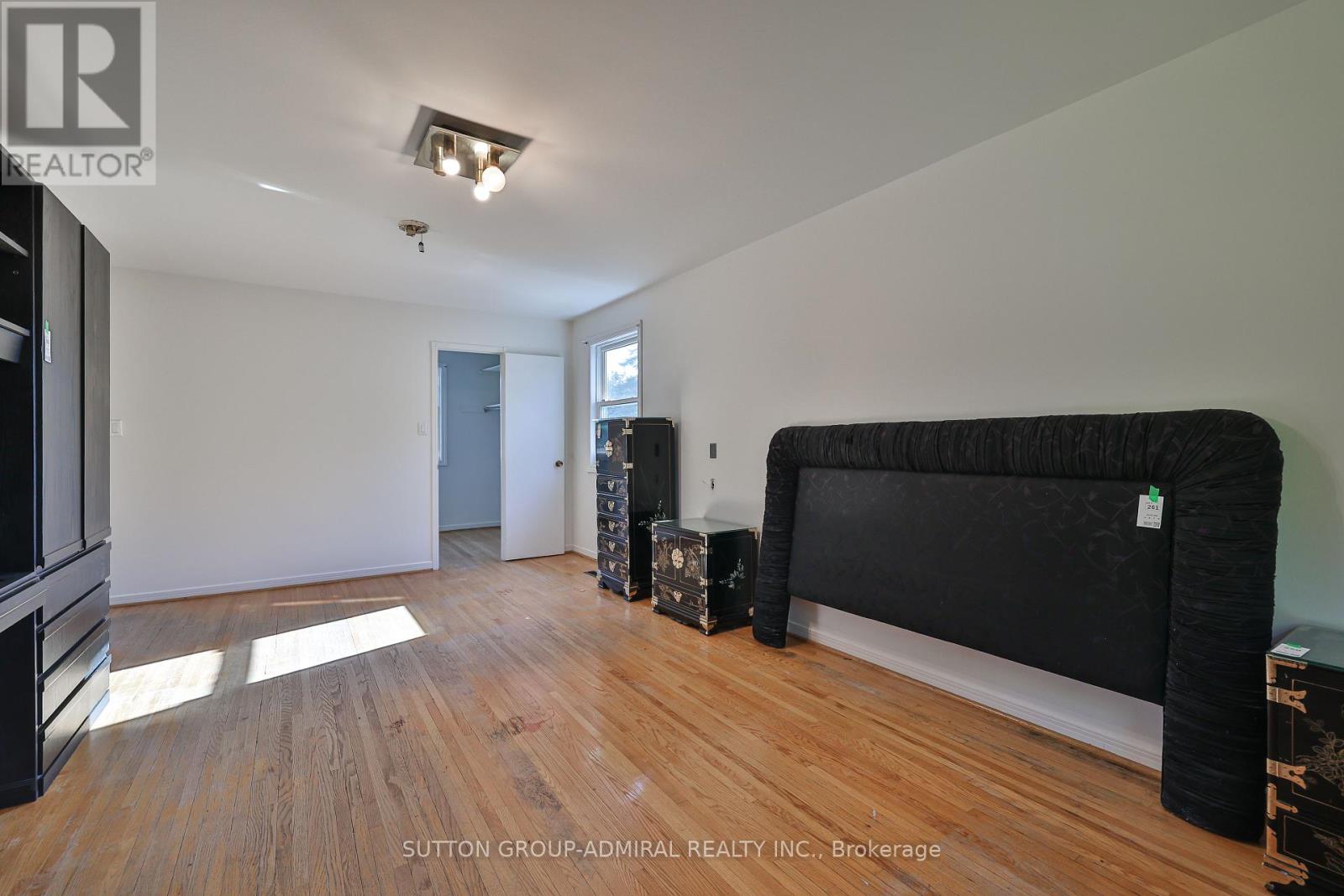 22 Cobblestone Drive, Markham, Ontario  L3T 4E4 - Photo 24 - N12436911