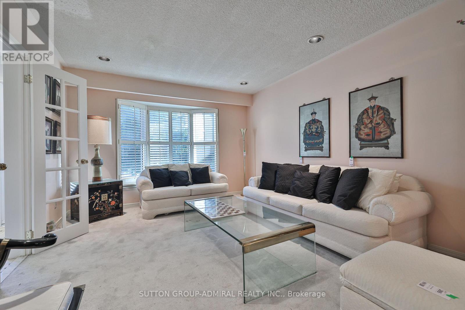 22 Cobblestone Drive, Markham, Ontario  L3T 4E4 - Photo 8 - N12436911