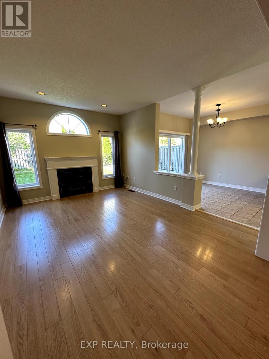 837 Colter Street, Newmarket, Ontario  L3X 2S6 - Photo 5 - N12436923
