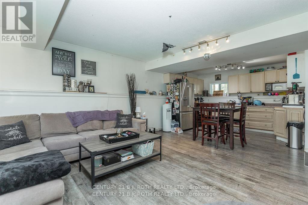 7972 County 13 Road, Adjala-Tosorontio, Ontario  L0M 1M0 - Photo 19 - N12436927