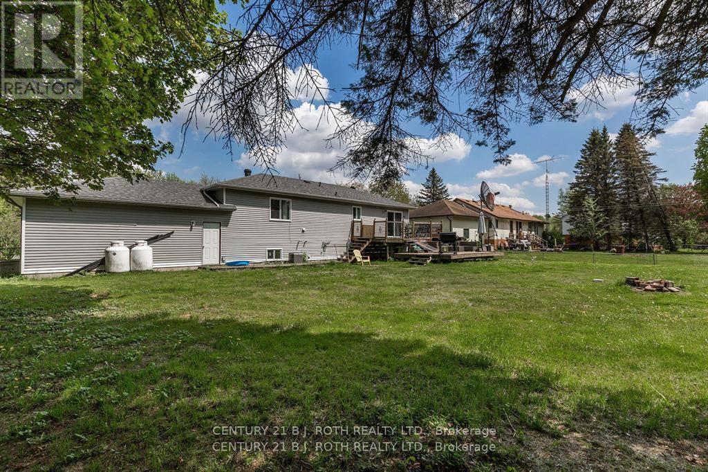 7972 County 13 Road, Adjala-Tosorontio, Ontario  L0M 1M0 - Photo 32 - N12436927