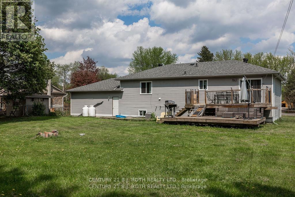 7972 County 13 Road, Adjala-Tosorontio, Ontario  L0M 1M0 - Photo 33 - N12436927