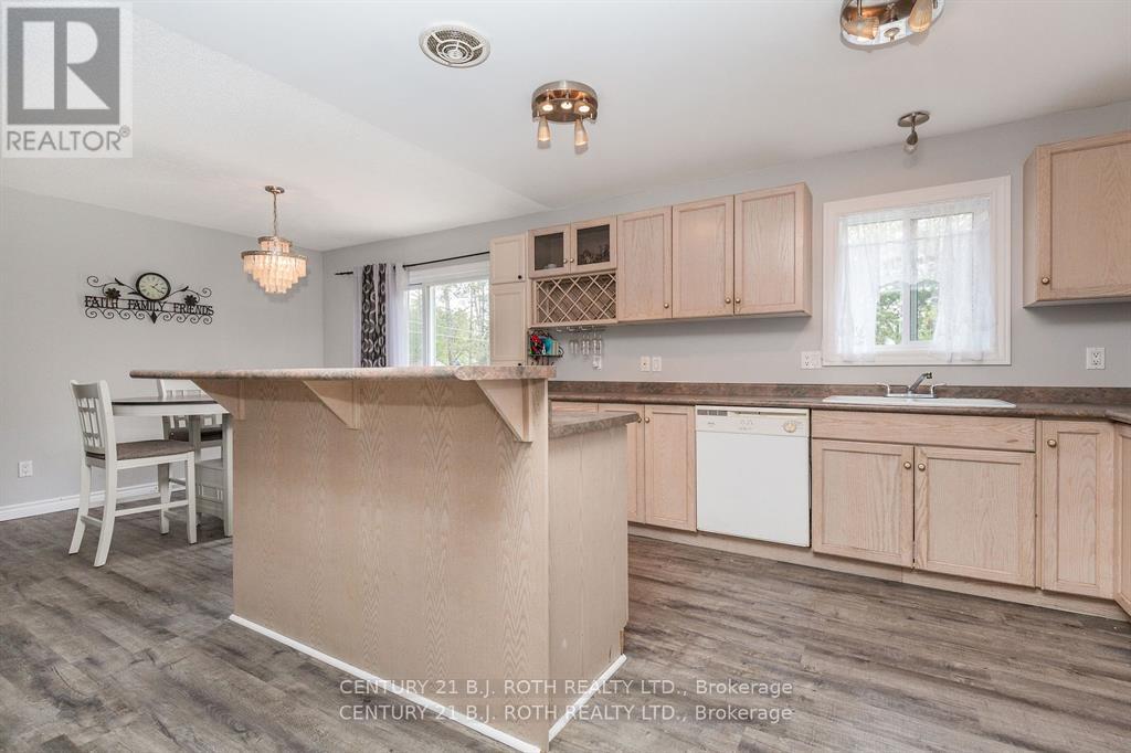 7972 County 13 Road, Adjala-Tosorontio, Ontario  L0M 1M0 - Photo 6 - N12436927