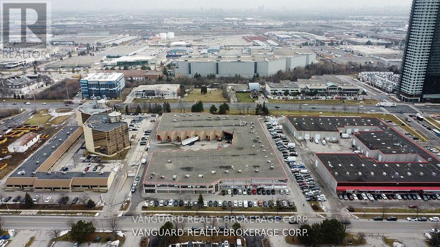 17 - 231 MILLWAY AVENUE, Vaughan, Ontario
