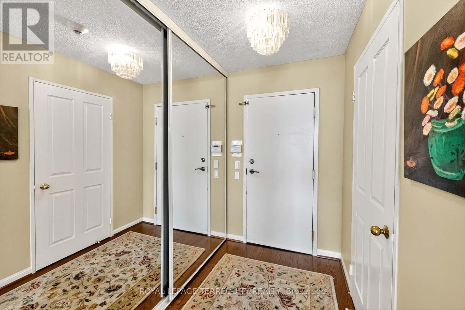 1402 - 110 Promenade Circle, Vaughan, Ontario  L4J 7W8 - Photo 11 - N12436967