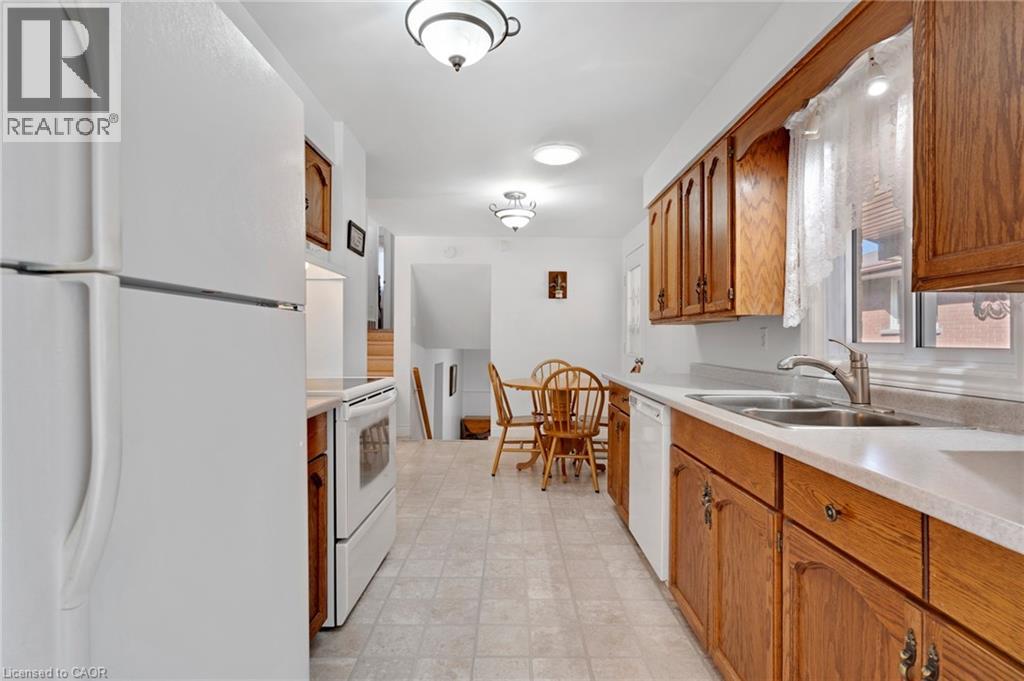 42 Parker Drive, Cambridge, Ontario  N1R 7S2 - Photo 4 - 40763326