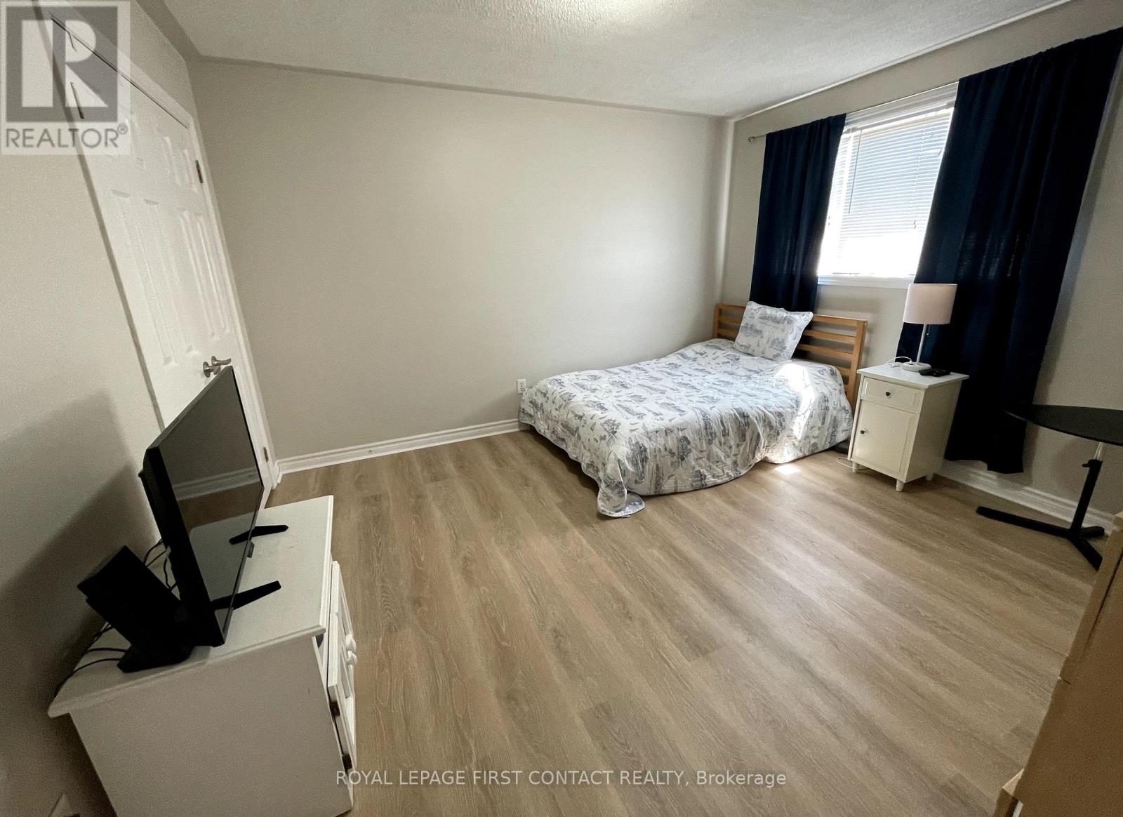 26 Kenwell Crescent, Barrie, Ontario  L4N 0A4 - Photo 21 - S12436798