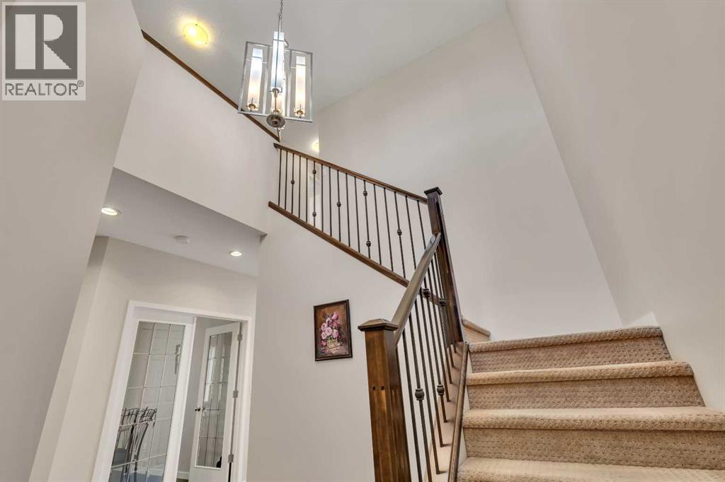 1544 Panatella Boulevard Nw, Calgary, Alberta  T3K 0W3 - Photo 4 - A2249706