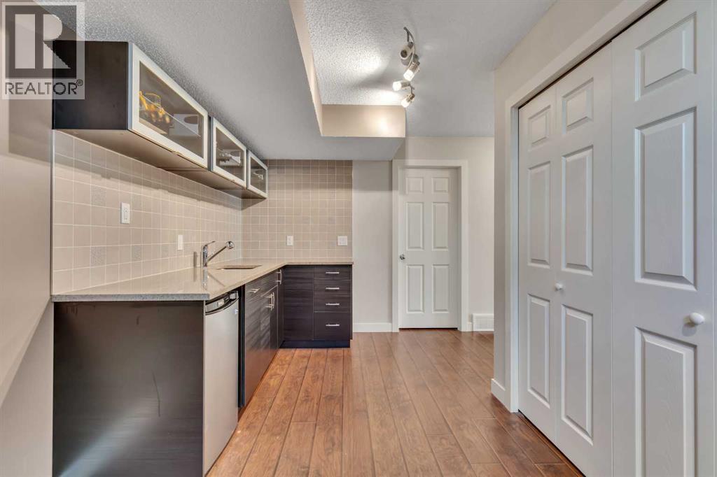 1544 Panatella Boulevard Nw, Calgary, Alberta  T3K 0W3 - Photo 39 - A2249706