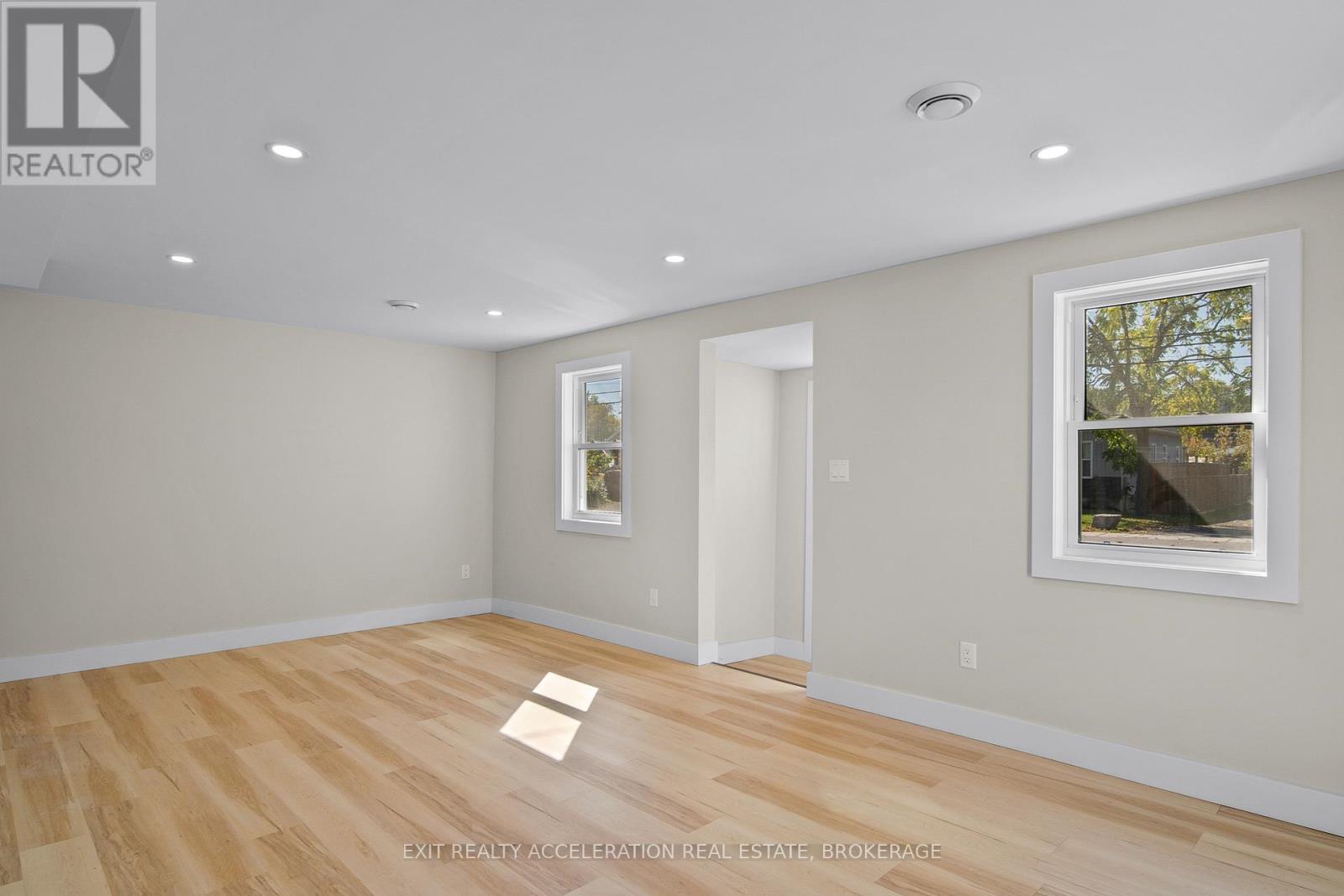 213 Belleville Road, Greater Napanee, Ontario  K7R 2R4 - Photo 13 - X12437104
